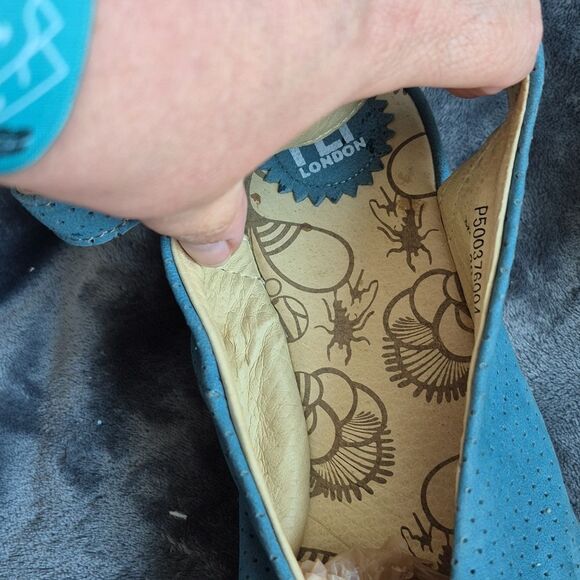 Fly London Women's Size 39 Teal Leather Wedge Shoe - Picture 4 of 9